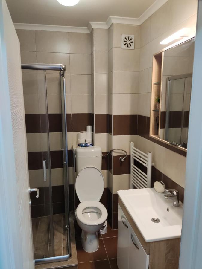 Apartmani Sarah 2 투즐라 외부 사진